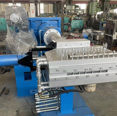 XJD-120銷釘濾膠后丁基阻尼減震非硫化機頭